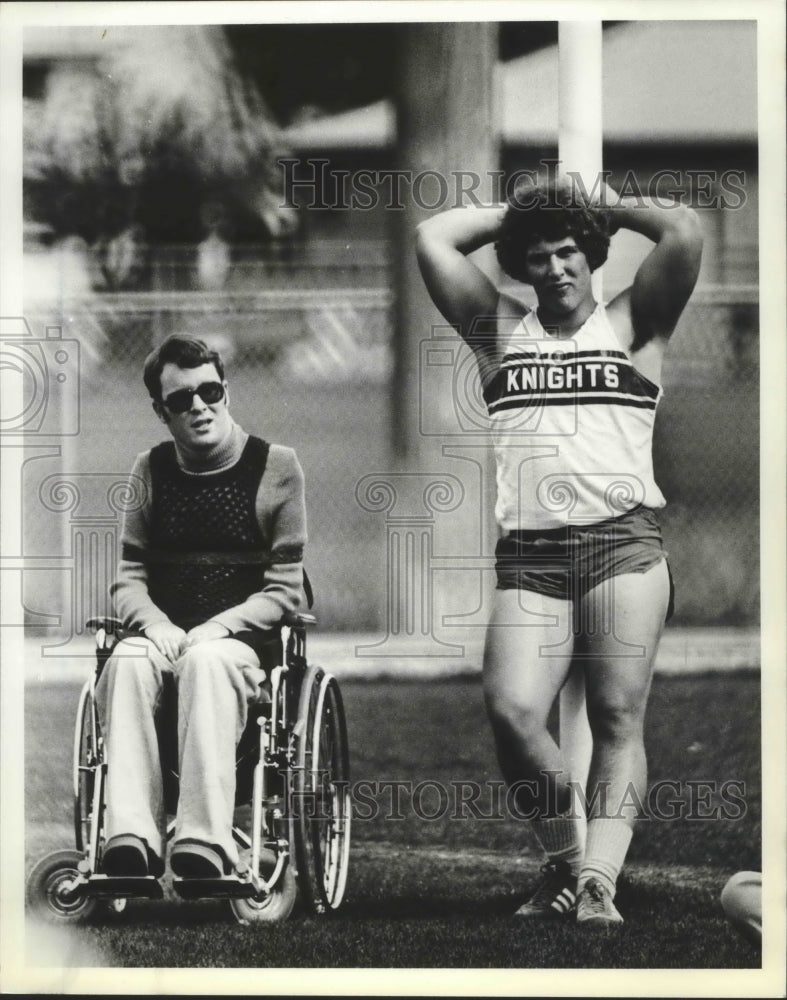 1984 Press Photo Mike Shill, East Valley Knight track star, with his brother - Historic Images