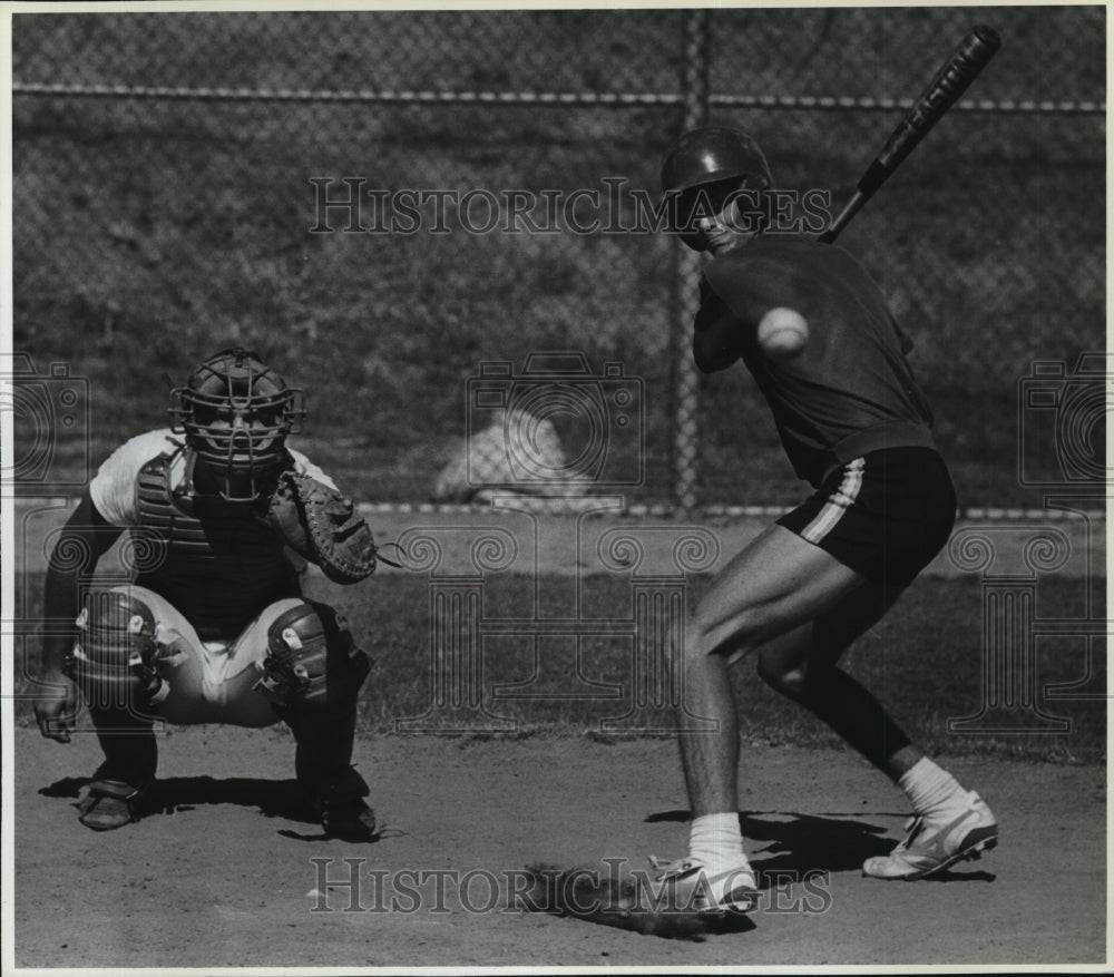 1988 Press Photo Shawn Peterson of East Valley High up to bat for baseball game- Historic Images