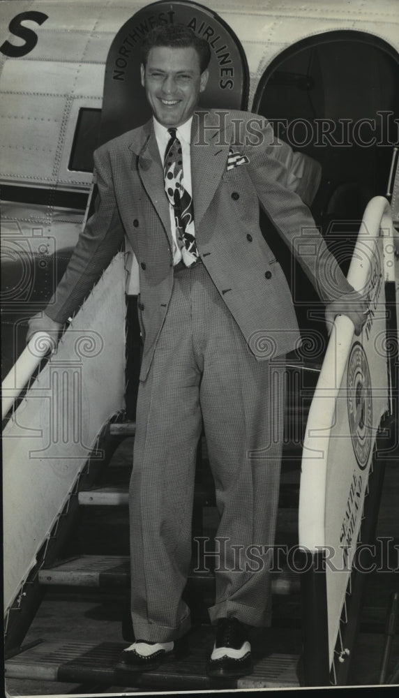 1940 Press Photo Defending United States Amateur golf champion Bud Ward - Historic Images