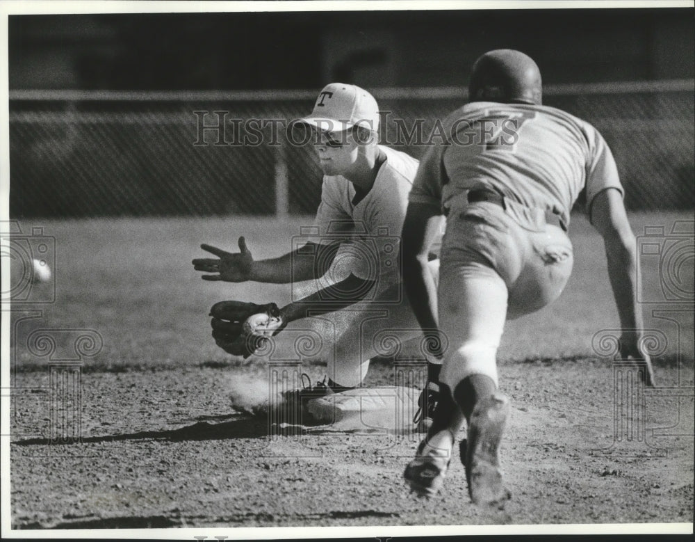 1990 Baseball U-Hi, Greg Cripps and Shadie&#39;s John Thompson - Historic Images