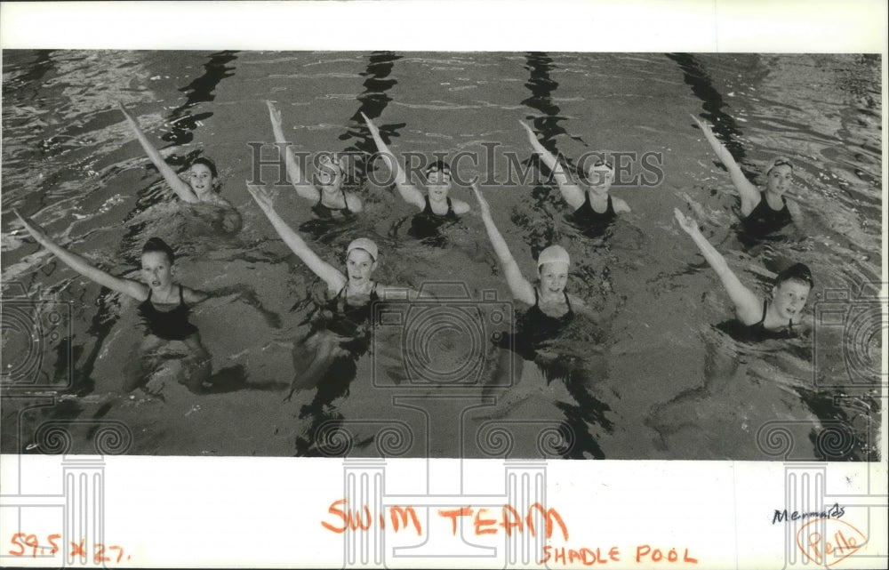 1990 Press Photo Silver Mermaids Swim Team Practicing at Shadle Park High School-Historic Images