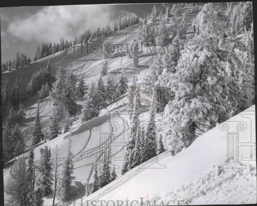 1967 Press Photo Missoula Montana&#39;s Ski Bowl Ski Slopes Covered in Snow-Historic Images