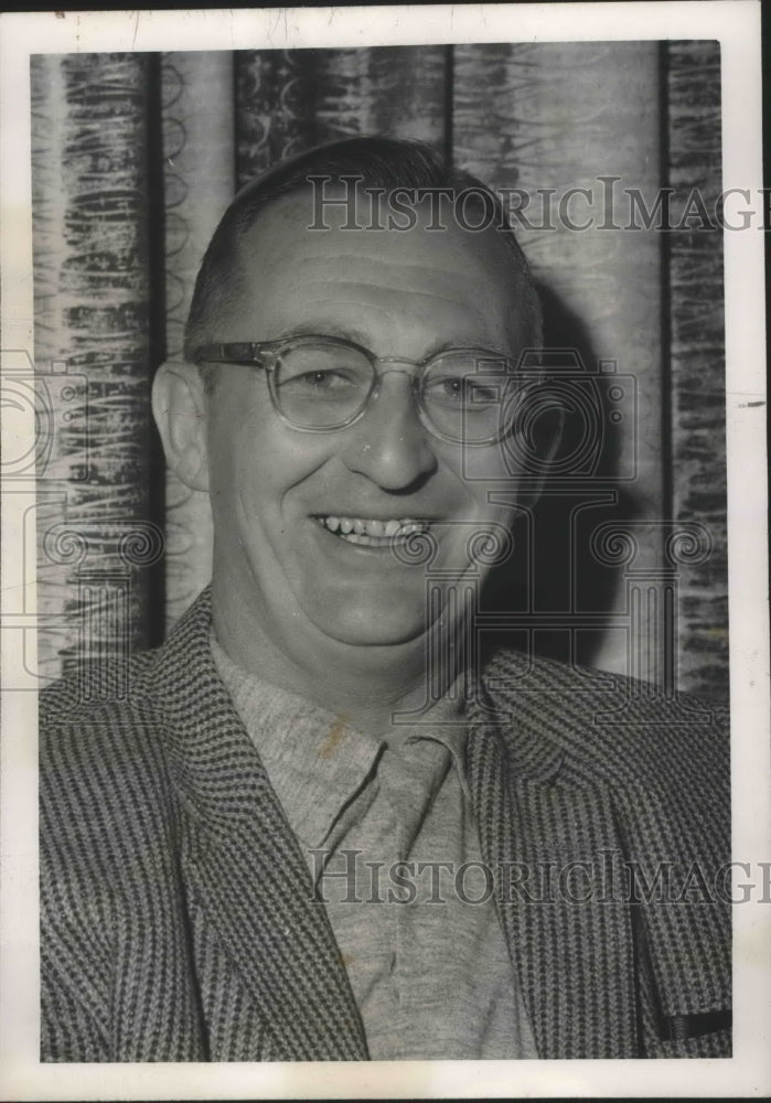 1957 Press Photo Washington State Football Coach Phil Sarboe - sps16302- Historic Images