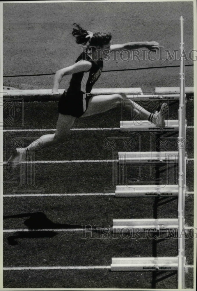 1988 Press Photo Track jumper Ferris&#39; Kelly Ramsdell, a double winner-Historic Images