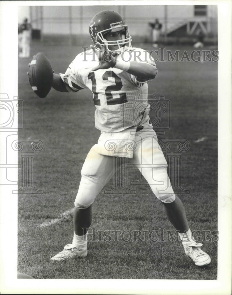 1986 Press Photo Football player Mike Pfeifer of Ferris #12 - sps17039- Historic Images