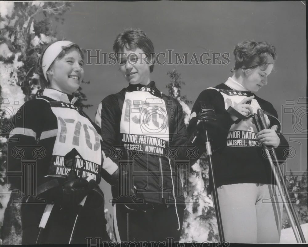 1962 Press Photo Junior Ski champs, Karen Vance, Cathy Nagel and Anne Pym-Historic Images