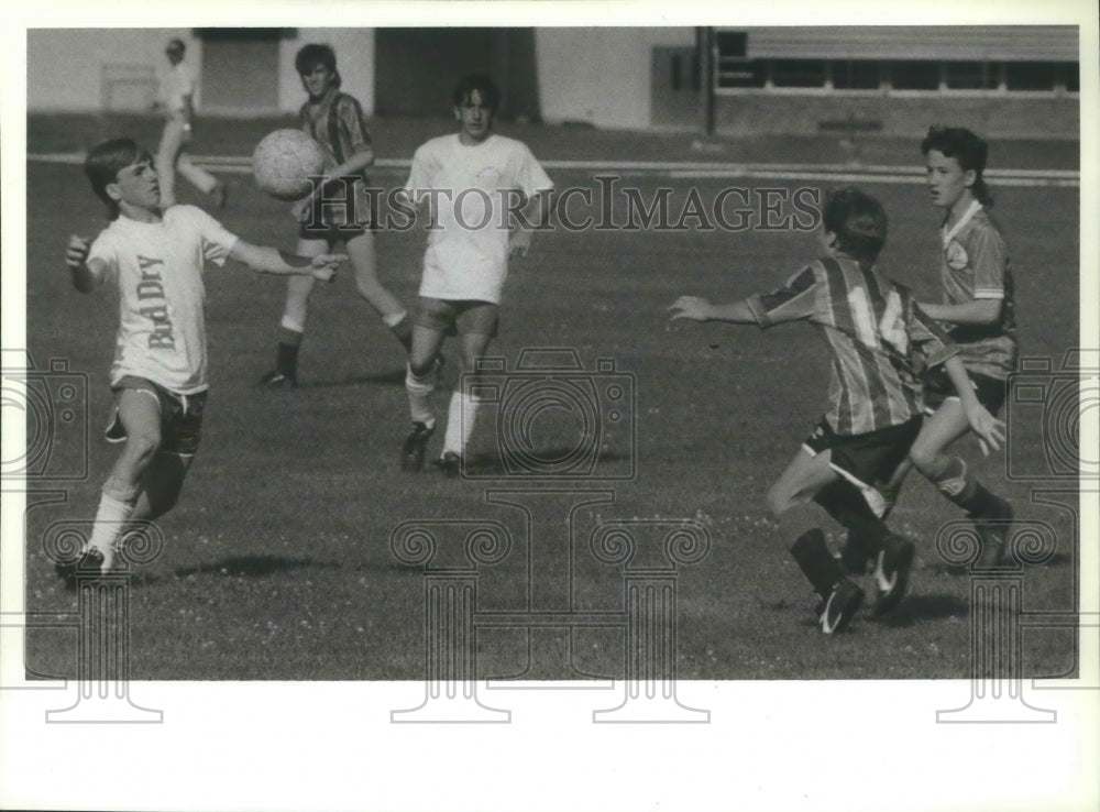 1989 Press Photo The Skyhawks and Falcons of Spokane Youth Soccer - Historic Images