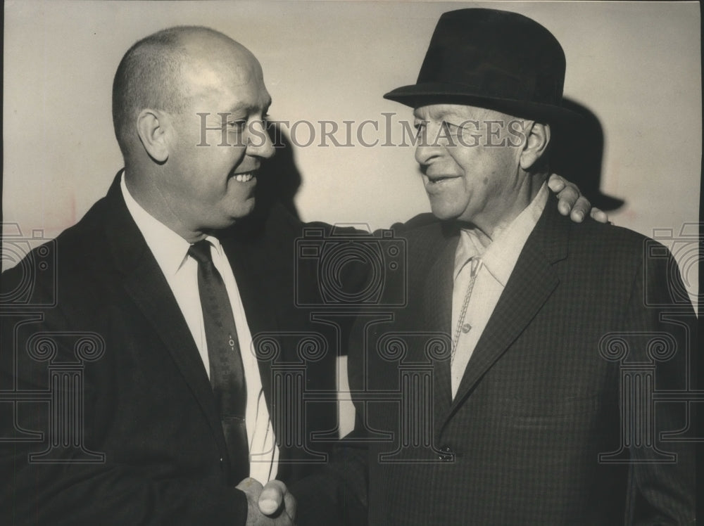 1964 Press Photo Nave Lein of Indians and Pete Reiser Indians&#39; new field manager- Historic Images