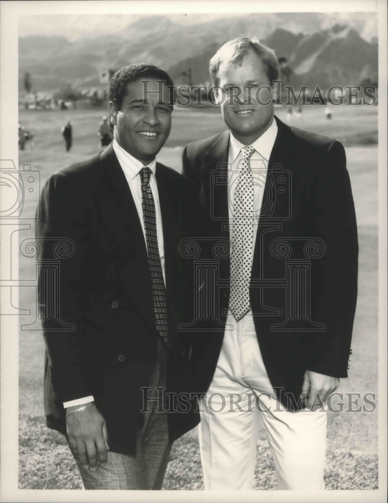 1990 Press Photo TV Host Bryant Gumbel and Golfer Johnny Miller- Historic Images