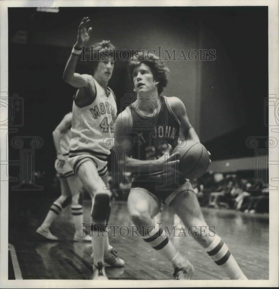 1980 Press Photo Keith Nelson of St. John breaks by Keith Cooper of Morton-Historic Images