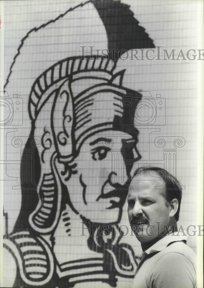 1986 Press Photo Post Falls High School Football Coach Brad Murray - sps19812 - Historic Images