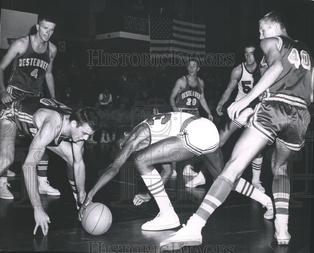 Press Photo Whitworth and California Western Basketballers Reach for the Ball - Historic Images