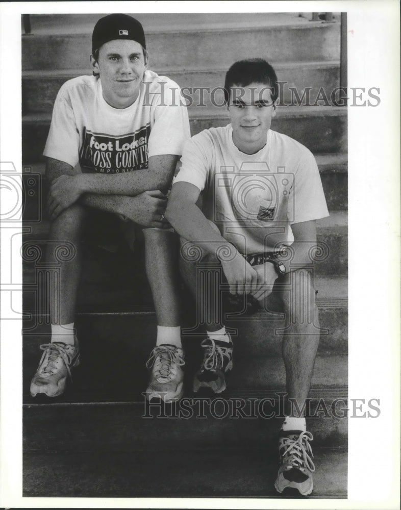 1994 Press Photo Ferris Cross Country Runners, Cameron Copher and Zack Ventress-Historic Images