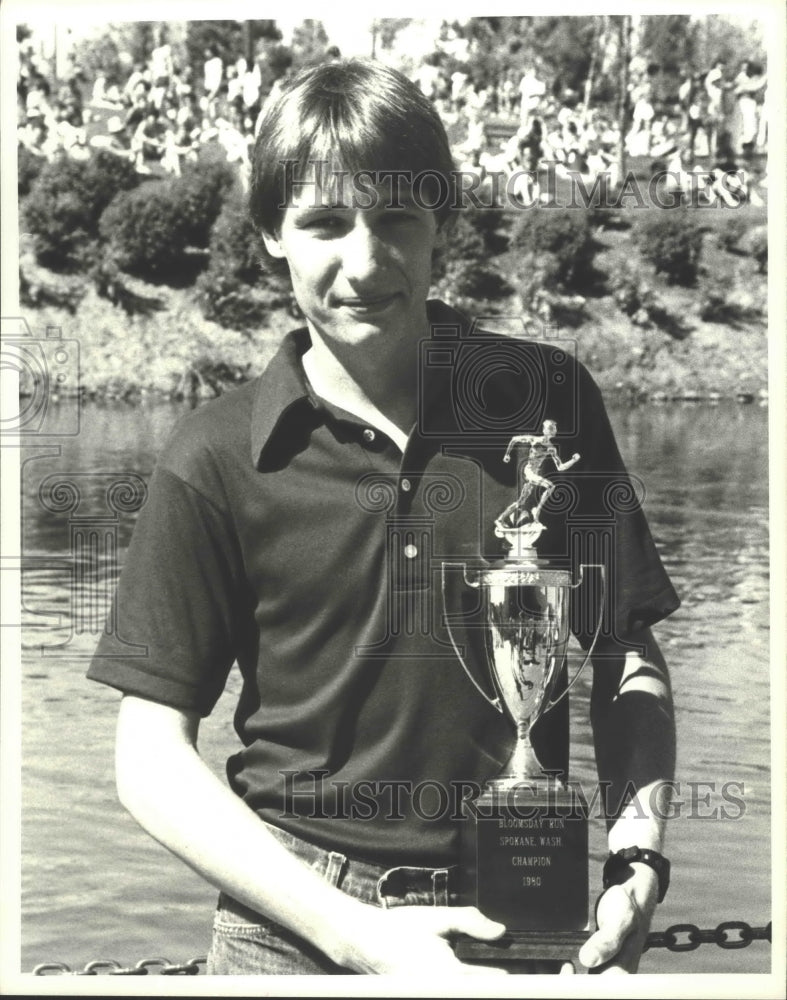 1982 Press Photo 1980 Bloomsday Run Champion Photographed in Boulder Colorado- Historic Images