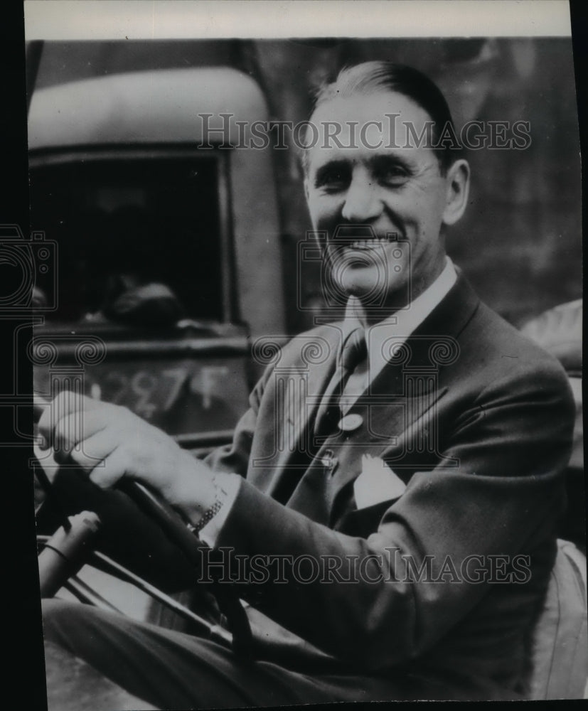 1944 Wire Photo Georges Carpentier, former French boxer photographed in Paris - Historic Images