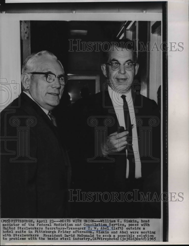 1965 Press Photo William Simkin poses with I.W. Abel of the United Steel Union - Historic Images