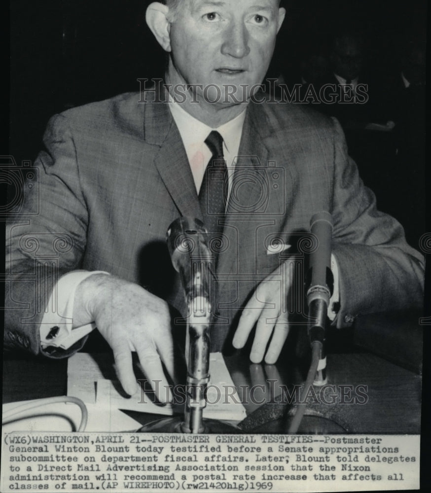 1969 Wire Photo Postmaster General Winton Blount testifies before the Senate - Historic Images