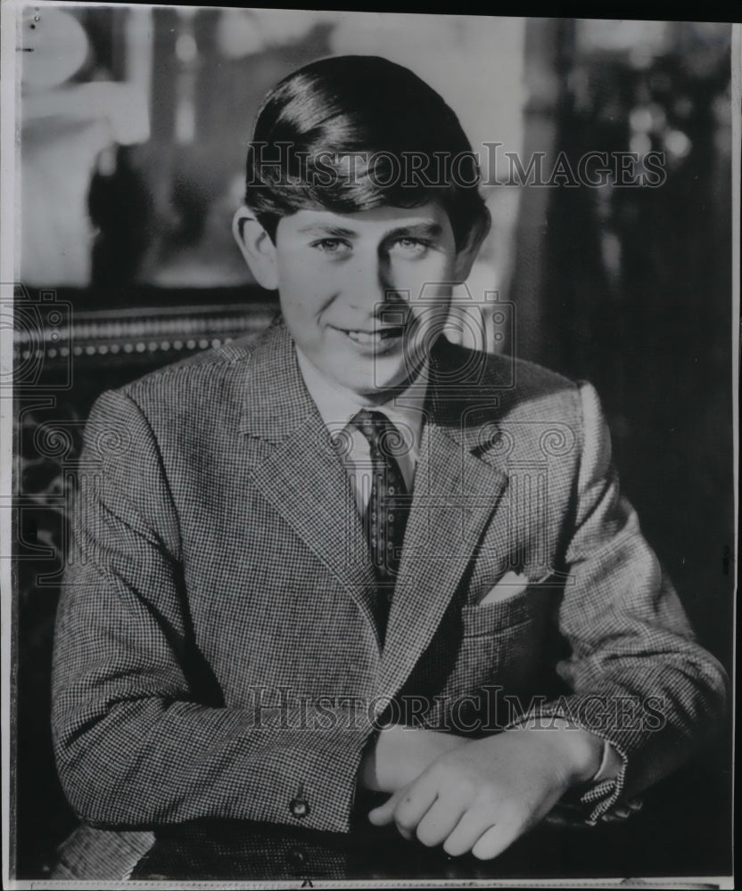 1962 Wire Photo Prince Charles of Britain smiles as he poses for official photo - Historic Images