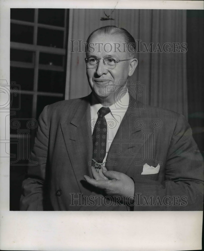 1954 Wire Photo Secretary Ezra Benson poses during his Spokane visit - Historic Images