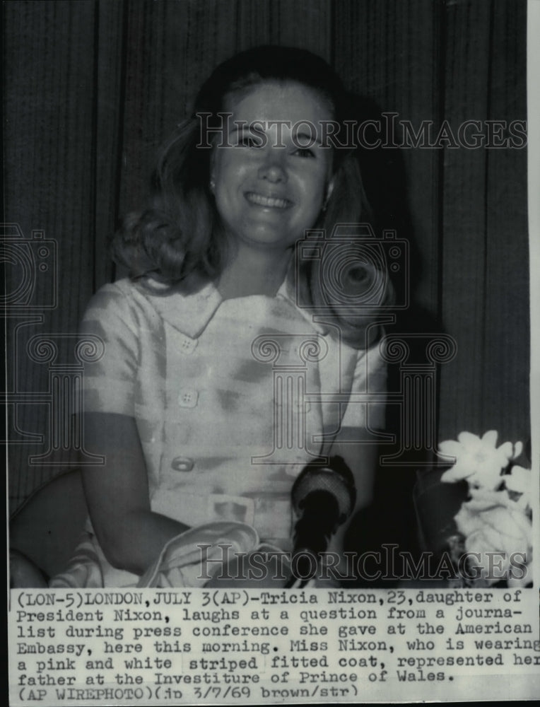 1969 Wire Photo Tricia Nixon during press conference at American Embassy - Historic Images