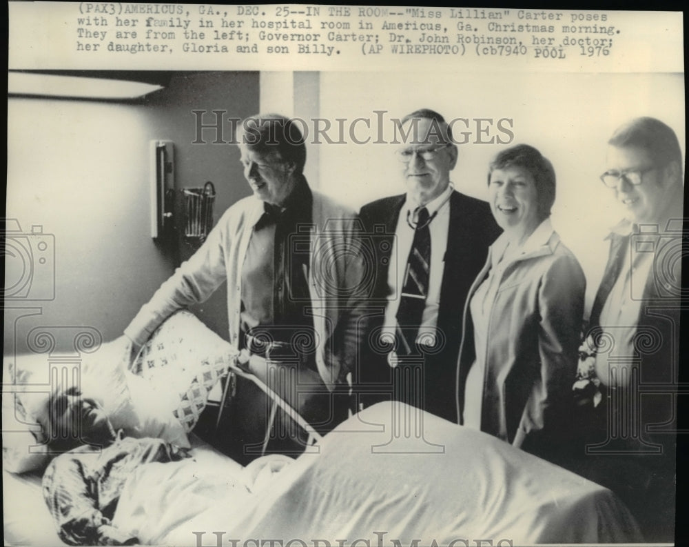 1976 Wire Photo Lillian Carter with her family in her hospital room - spw01325-Historic Images