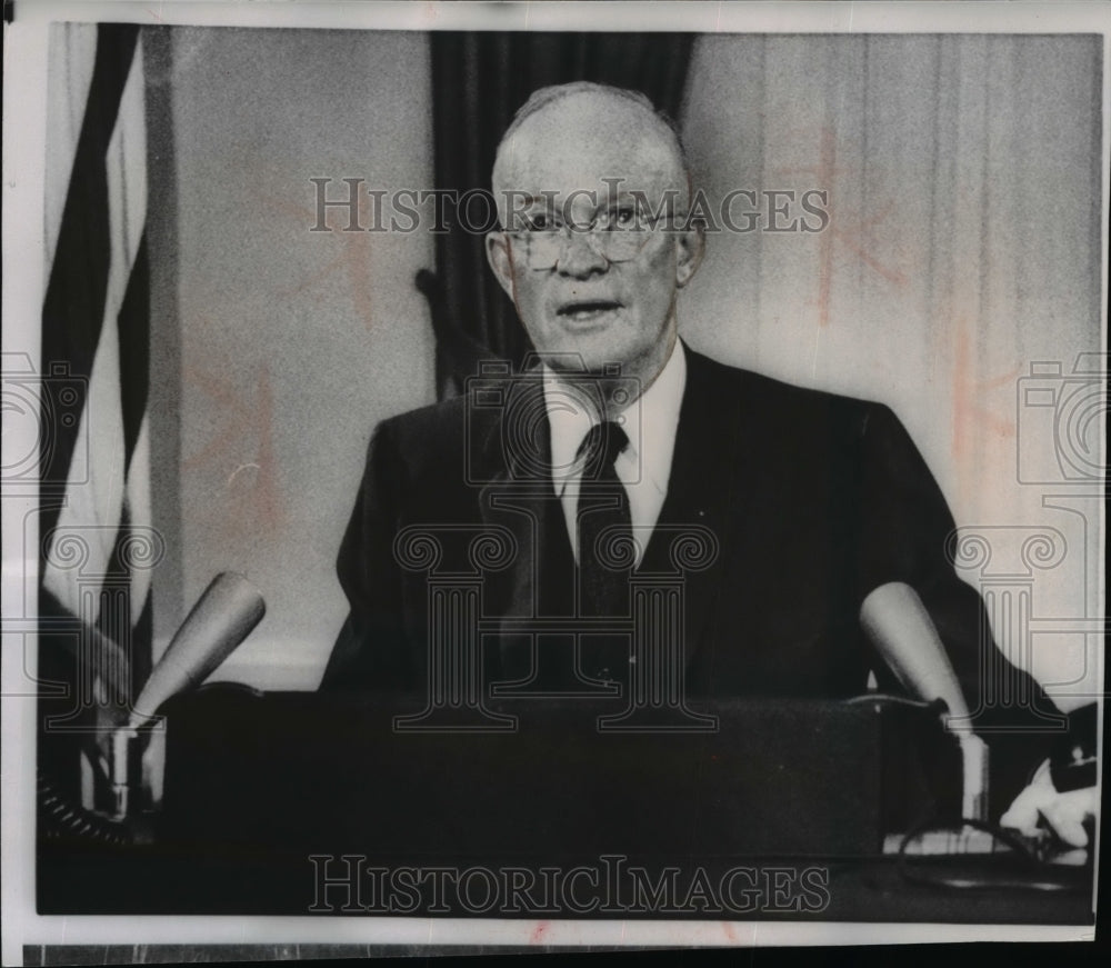 1958 Wire Photo President Eisenhower said country will not appease red China - Historic Images