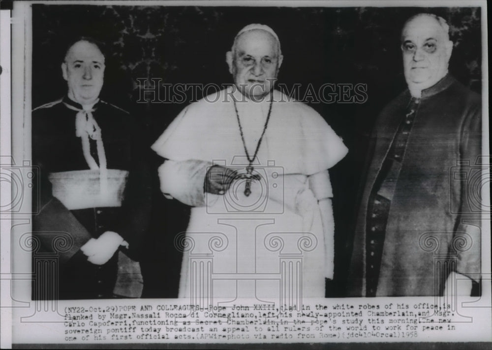 1958 Wire Photo Pope John XXIII with Msgr N. R. di Cornegliano and C. Capoferri-Historic Images