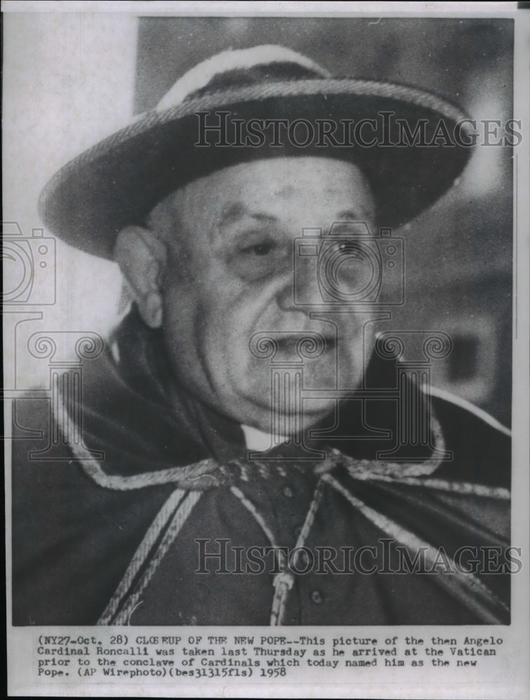 1958 Wire Photo Angelo Cardinal Roncalli as he arrived at the Vatican - Historic Images