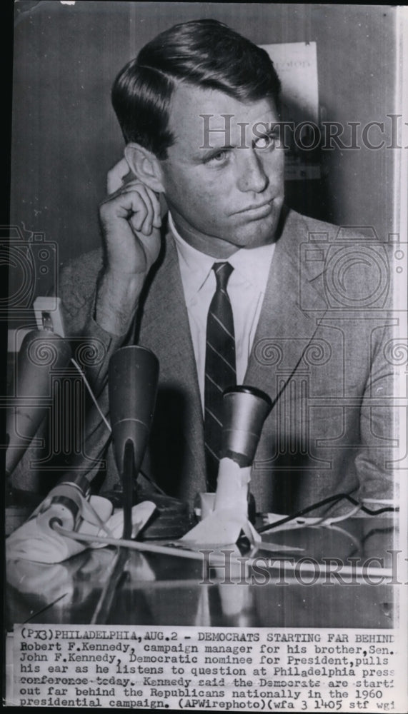 1960 Press Photo Robert Kennedy at Philadelphia press conference or his brother. - Historic Images