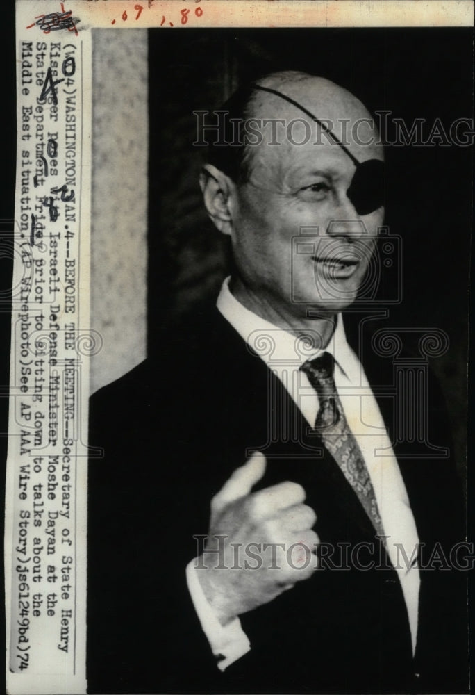 1974 Wire Photo Israeli Defense Minister Moshe Dayan in Washington - spw04044-Historic Images