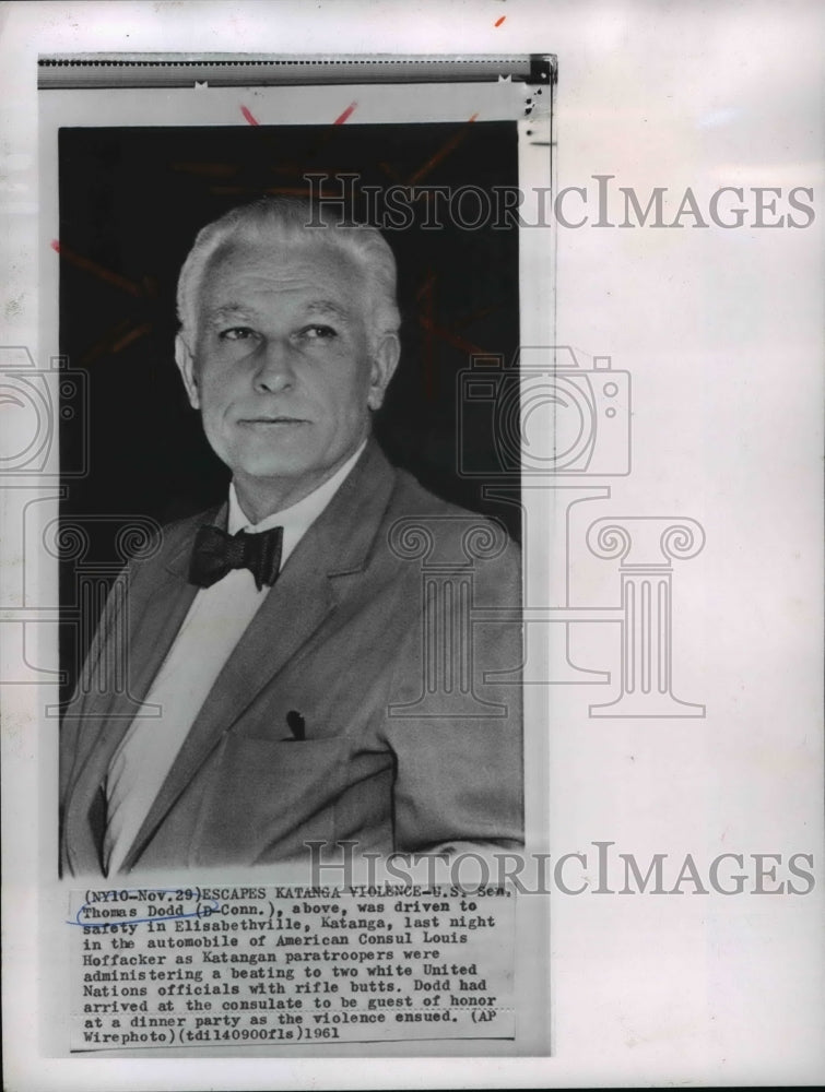 1961 Press Photo U.S. Senator Thomas Dodd safe after run in with paratroopers - Historic Images