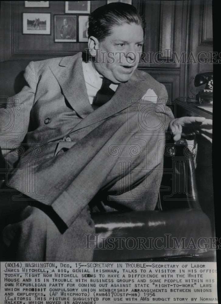 1954 Press Photo Secretary of Labor James Mitchell speaks in his office - Historic Images