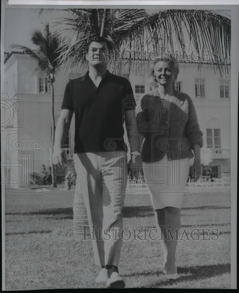 1964 Press Photo Gregg Sherwood Dodge widow of Horce Dodge Jr to remarry. - Historic Images