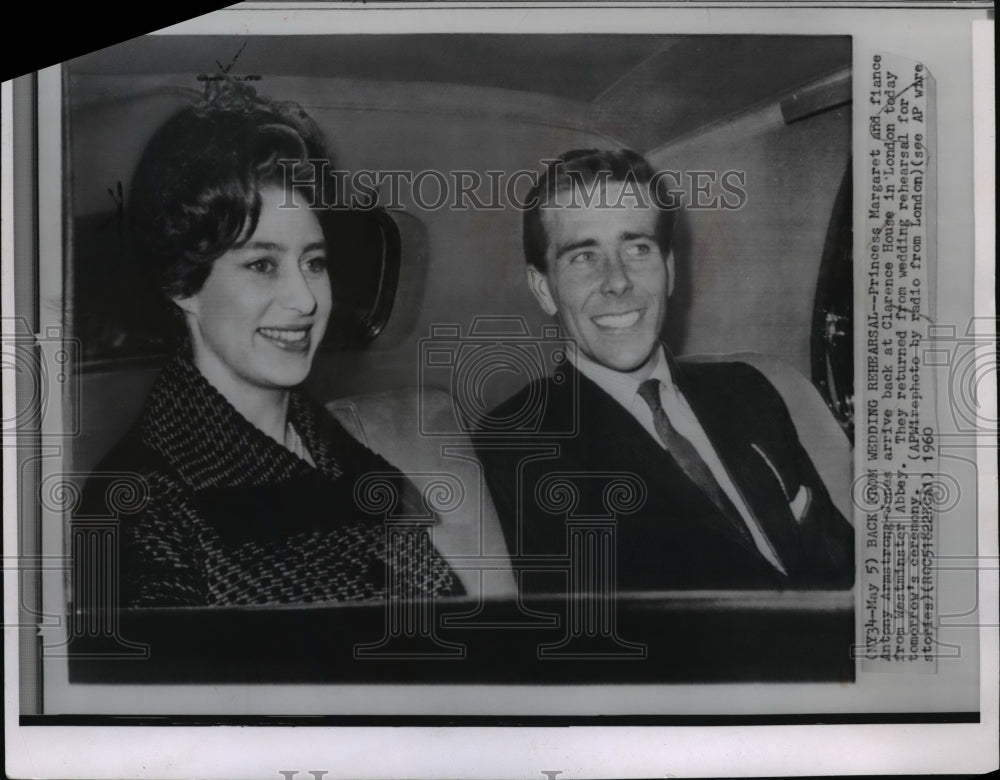 1960 Press Photo Princess Margaret with fiance Anthony Armstrong-Jones-Historic Images