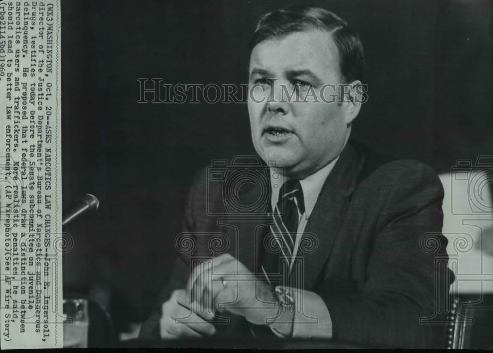 1969 Press Photo Bureau of Narcotics Director John E. Ingersoll testifies - Historic Images