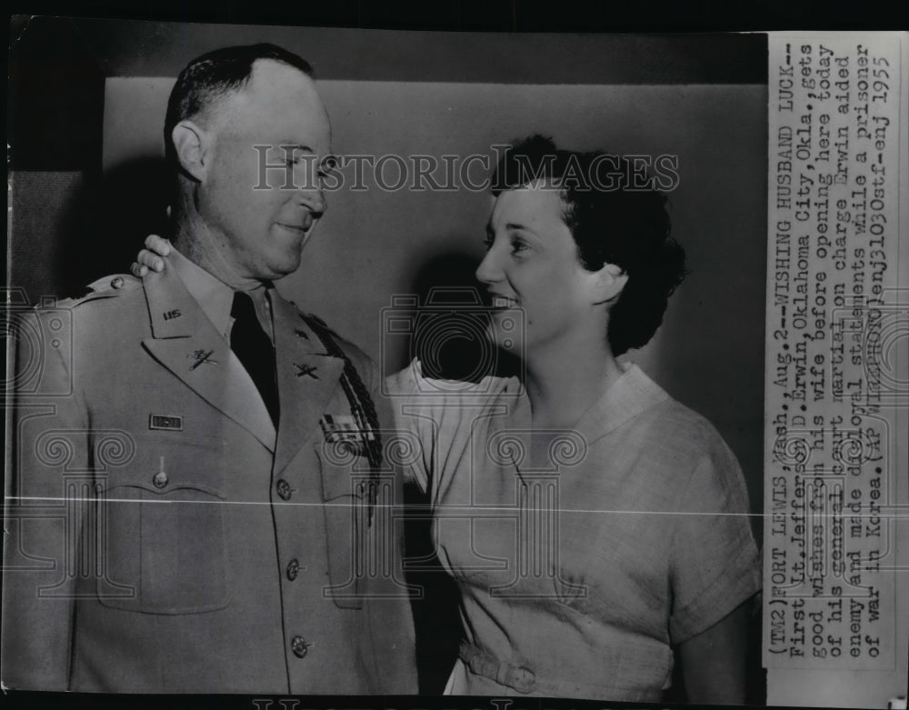 1955 Press Photo First Lt. Jefferson D. Erwin gets good wishes from his wife - Historic Images