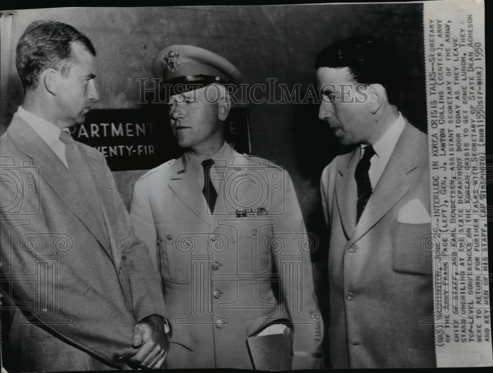 1950 Press Photo Gen. J. Lawton Collins talking with Karl Bendetsen - spw05706-Historic Images