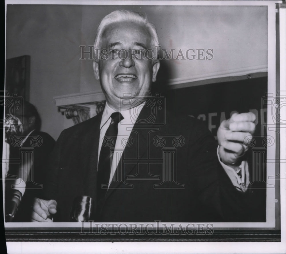 1964 Press Photo Senator Keating of New York announces run for another term - Historic Images