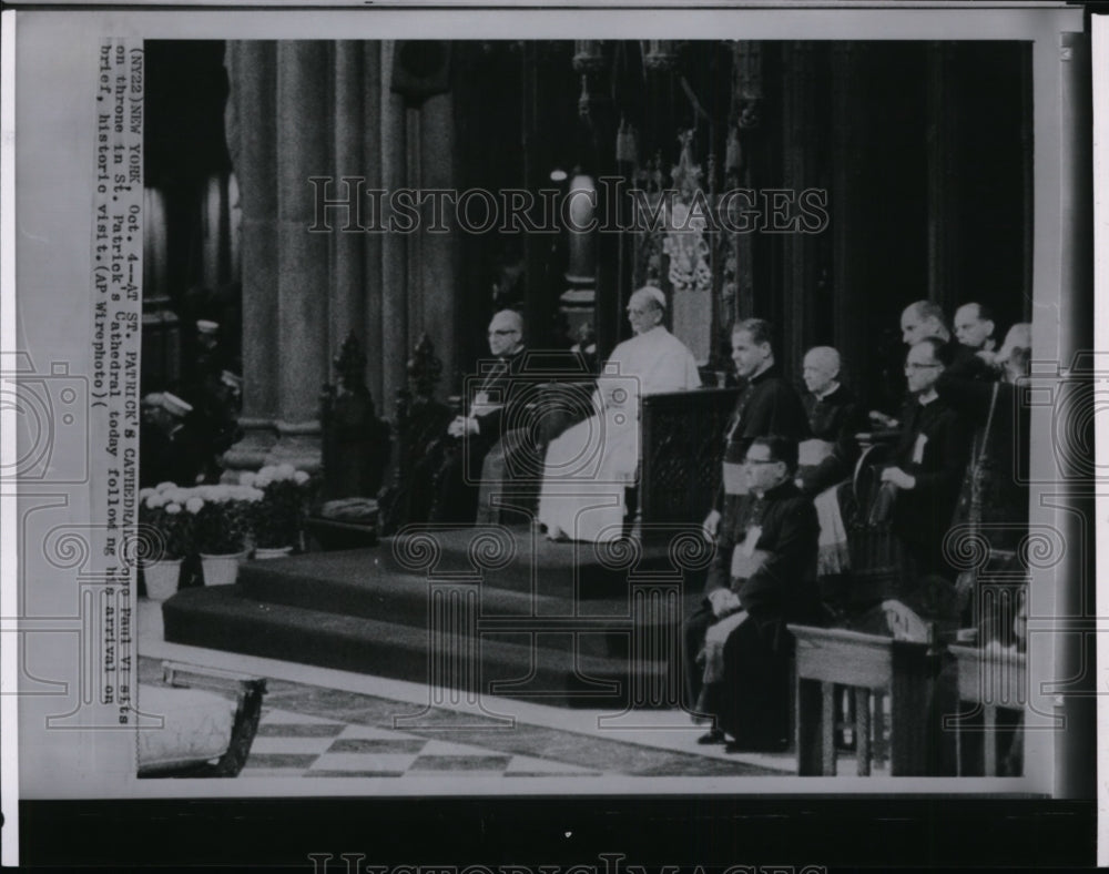 1965 Pope Paul VI sits on throne in St. Patrick&#39;s Cathedral - Historic Images