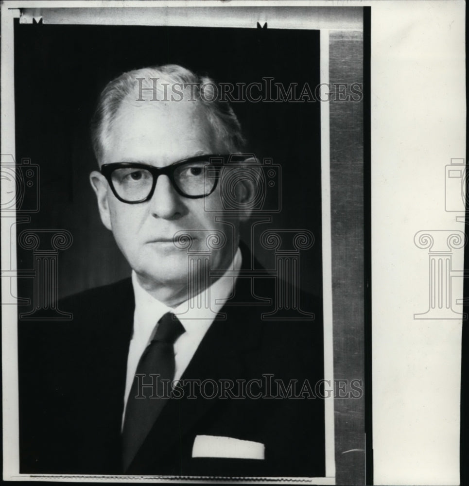 1971 U.S. District Judge William J. Lindberg - Historic Images