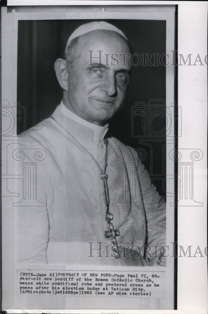 1963 Press Photo Pope Paul VI in his white pontifical robe and pectoral cross - Historic Images