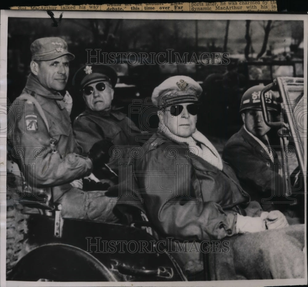 1951 Press Photo Gen. D. MacArthur with Lt. Gen. Ridgway and Maj. Gen. Hickey - Historic Images