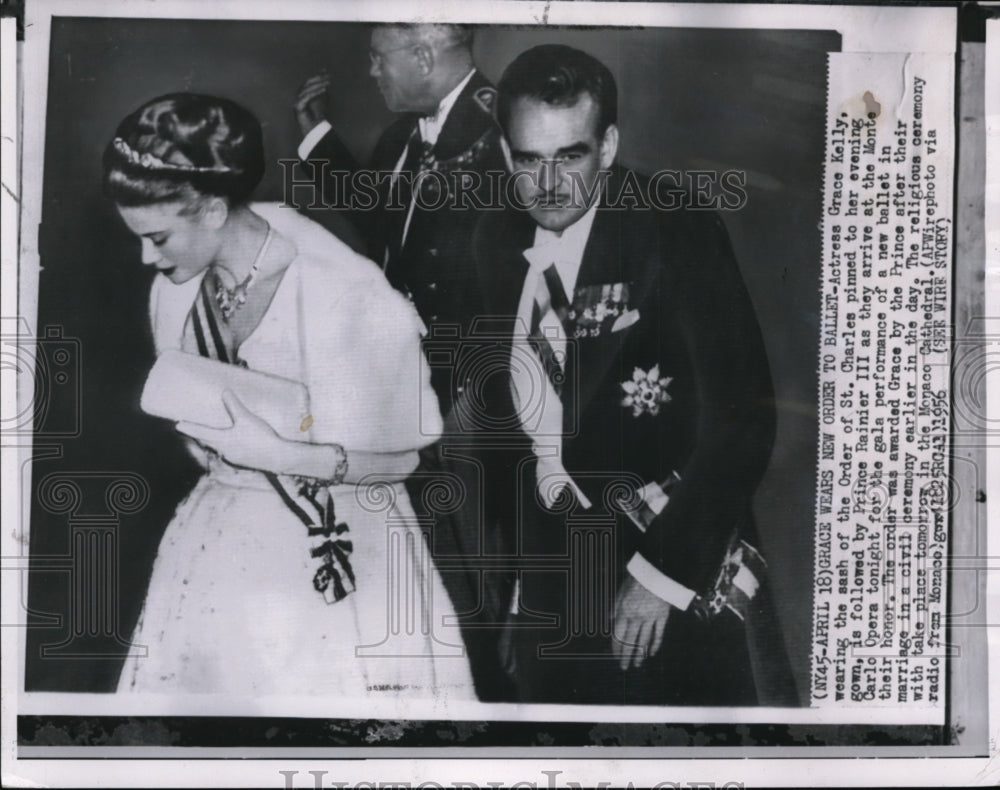 1956 Press Photo Actress Grace Kelly with husband Prince Rainier III of Monaco - Historic Images