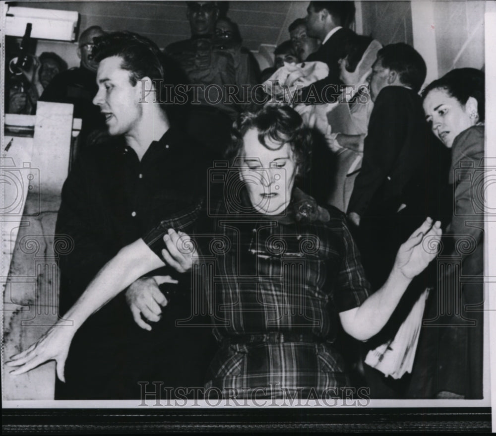 1964 Press Photo Mrs. Thornton is marched down steps by escapee,Clarence Gregory - Historic Images