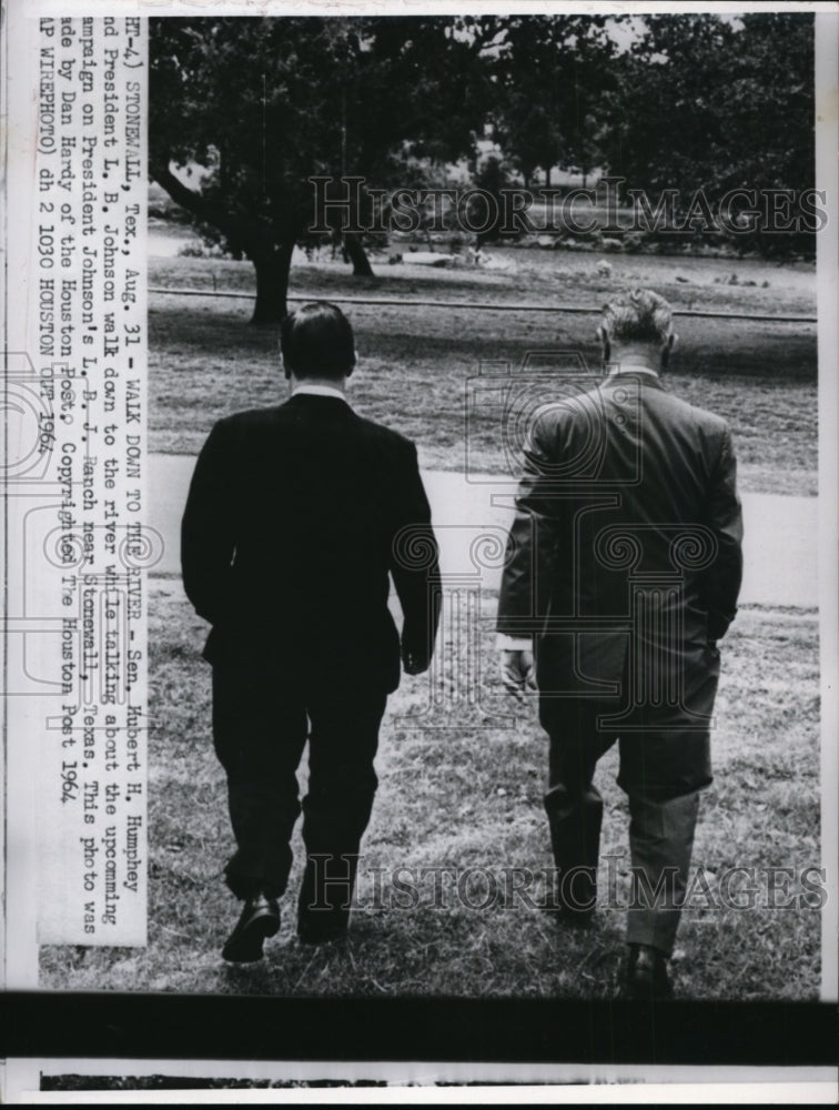 1964 Press Photo Sen. Hubert H. Humphrey and President L. B. Johnson in Texas - Historic Images