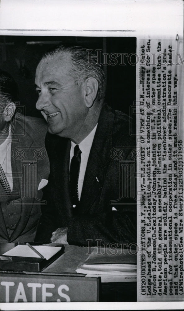 1958 Press Photo Sen Lyndon Johnson during general assembly - Historic Images