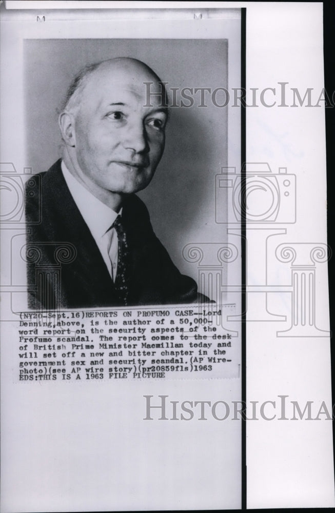 1963 Press Photo Lord Denning reports on Profumo Case - Historic Images