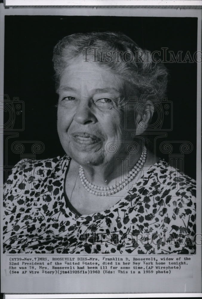 1962 Press Photo Mrs. Franklin D. Roosevelt smiling - spw07954-Historic Images