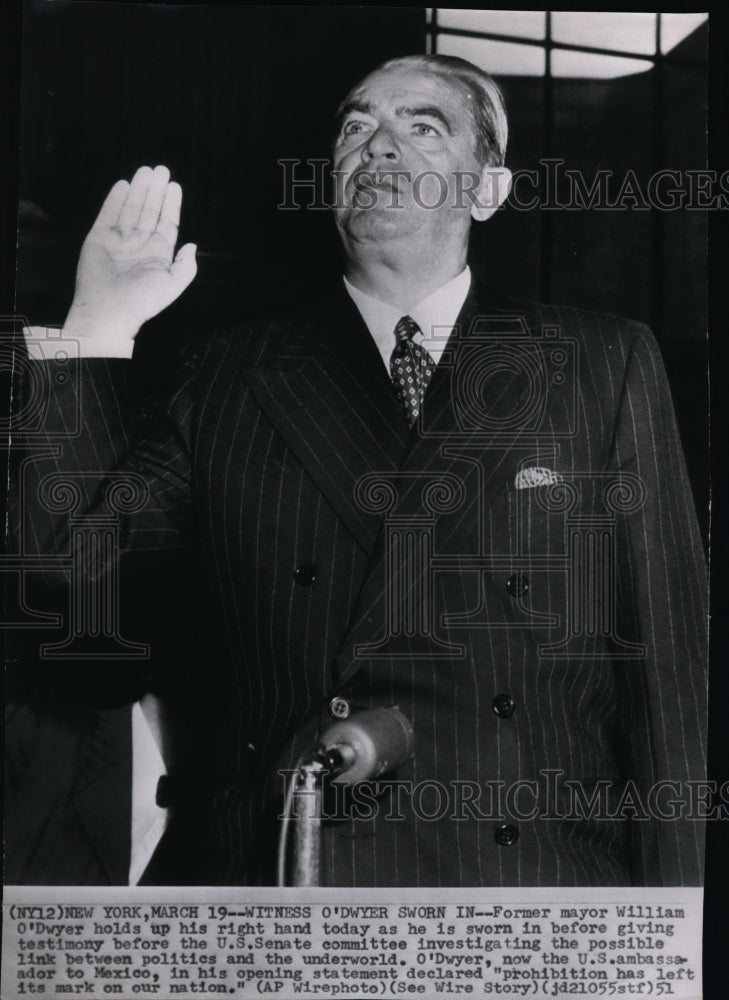 1951 Press Photo William O&#39;Dwyer being sworn before the US Senate committee - Historic Images