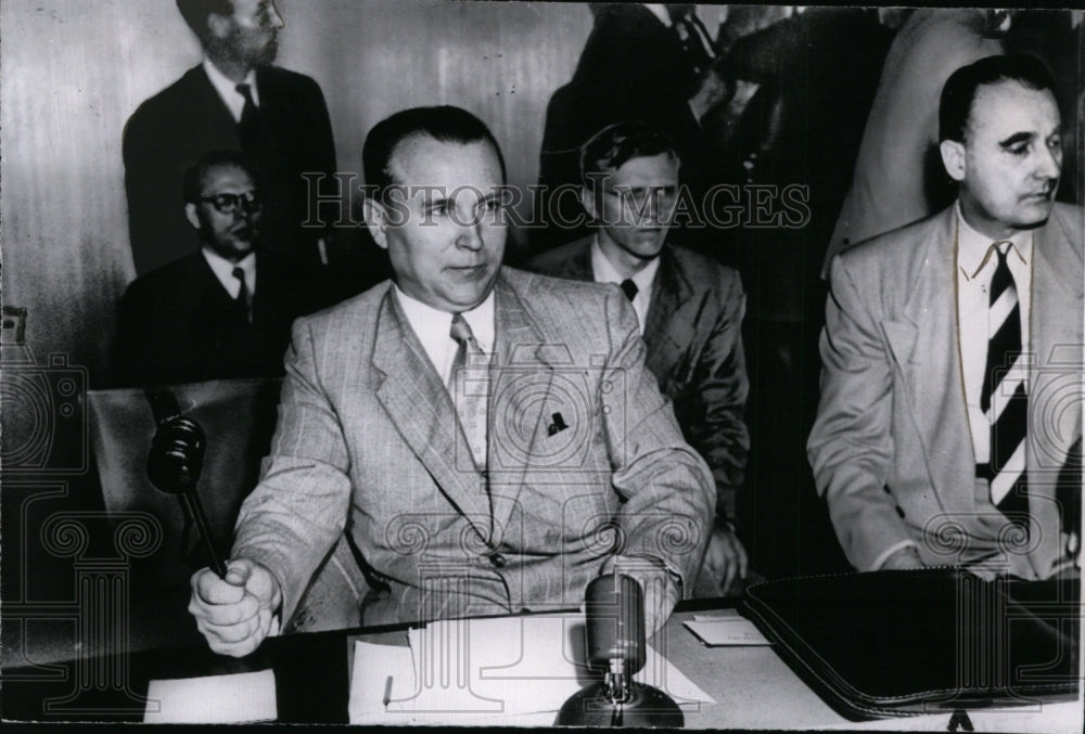 1950 Press Photo Jakob Malik holding the gavel at the U.N. security council-Historic Images